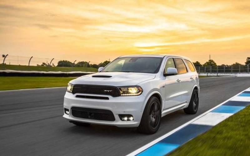 Comparison Dodge Durango SRT 2020 vs Jeep Grand Cherokee SRT 2020 SUV Drive Comparison Dodge Durango SRT 2020 vs Jeep Grand Cherokee SRT 2020 SUV Drive